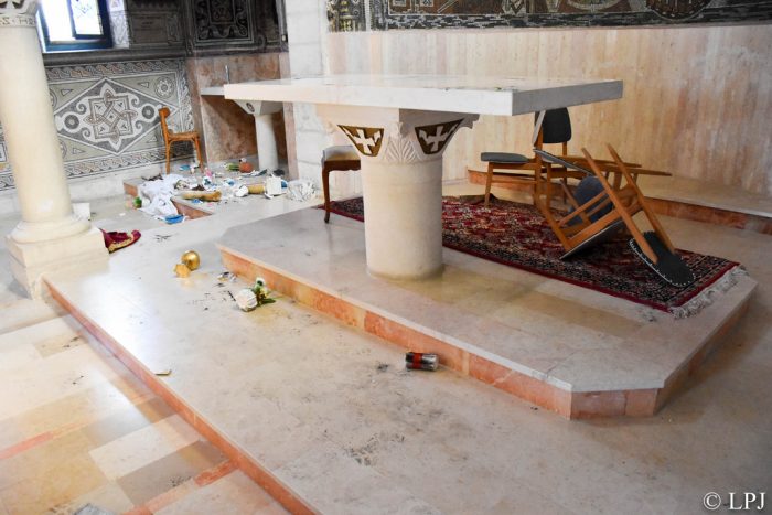 37175407696_a0346777ca_b