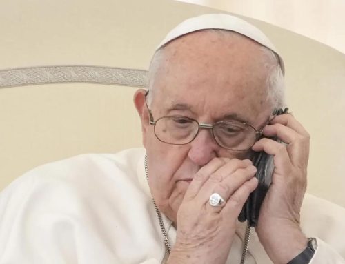 Pope calls Gaza parish from hospital every night, pastor says